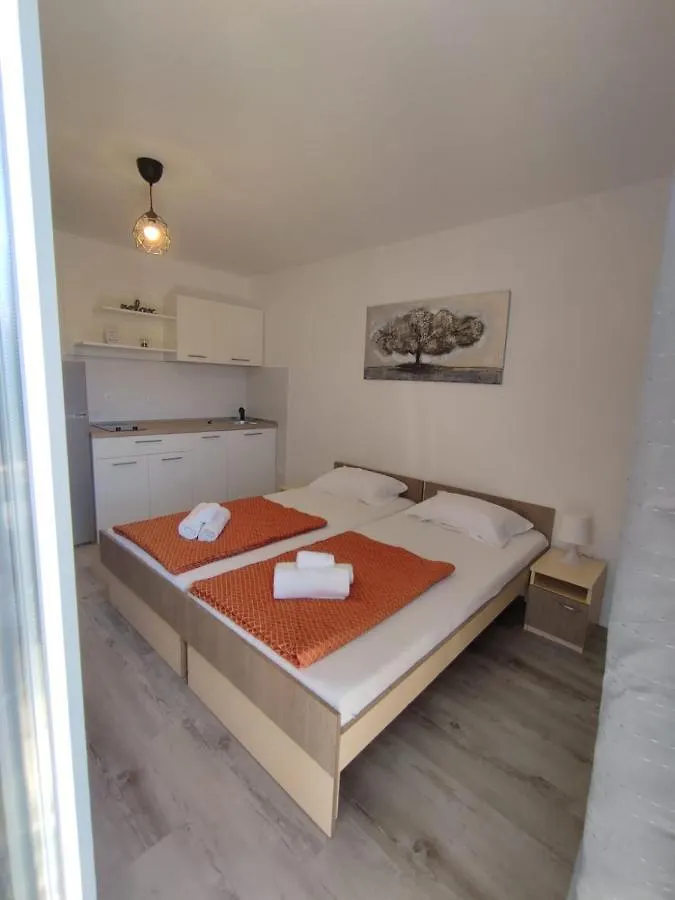 Apartments Villa Ivana  Biograd Na Moru