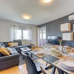  Apartman Dea - Three Bedroom Croatia